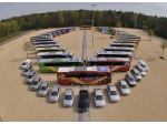 Fleet vozů hyundai vyjíždí do ulic