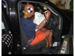Tři hvězdy ncap pro zlepšený nissan navara