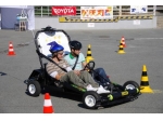 Speciální motokára simuluje jízdu "pod vlivem"
