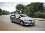 Toyota začala prodávat Auris Hybrid v provedení kombi