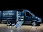 Mercedes-Benz Sprinter v roli "mateřské lodi" robotů