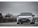 První hybrid od Toyoty před 25 lety