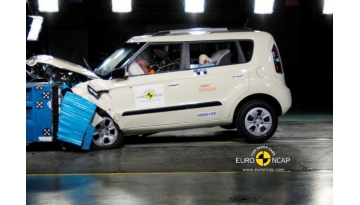 85a6_kia_soul__euro_ncaplr