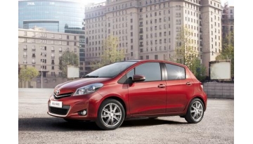5573_yaris